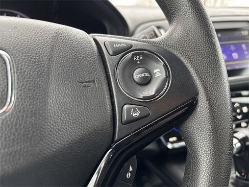 Used 2021 Honda HR-V EX image 29