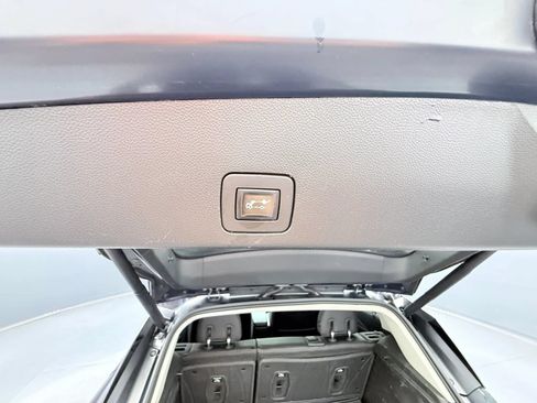 Used 2021 Buick Encore GX Essence w/ Advanced Technology Package FWD image 25