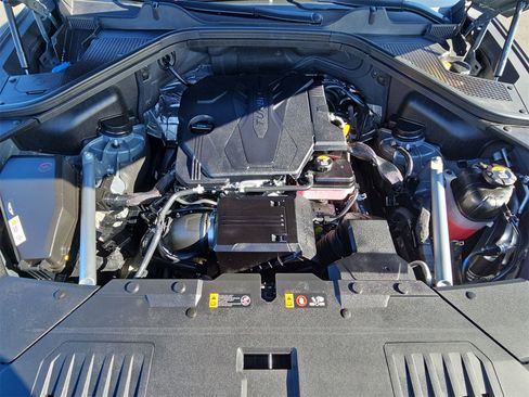 Certified 2025 Genesis GV80 2.5T Select image 13
