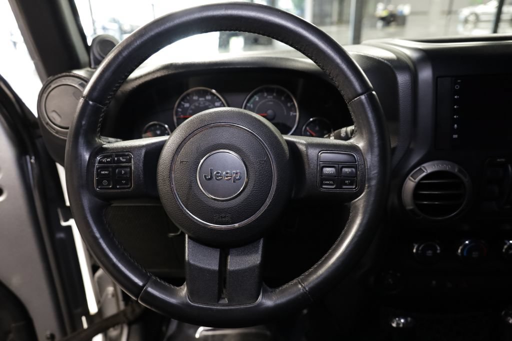 Used 2014 Jeep Wrangler Unlimited Sport w/ Quick Order Package 24S AWD/4WD image 20