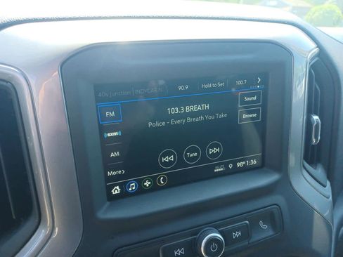 Used 2019 Chevrolet Silverado 1500 Custom Trail Boss w/ Custom Convenience Package image 10