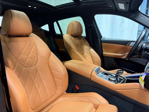 Certified 2023 BMW X6 xDrive40i w/ M Sport Package image 29