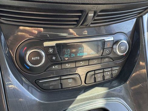 Used 2014 Ford Escape Titanium w/ Equipment Group 401A FWD image 32