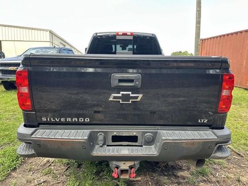 Used 2017 Chevrolet Silverado 3500 LTZ w/ Duramax Plus Package AWD/4WD image 10