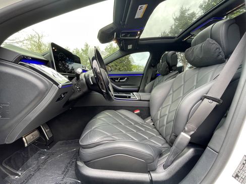 Used 2022 Mercedes-Benz Maybach S 580 4MATIC image 21