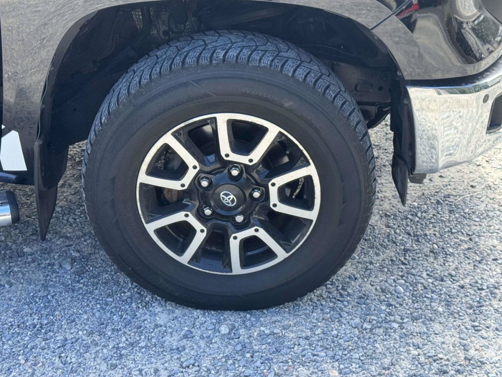 Used 2014 Toyota Tundra SR5 AWD/4WD image 6