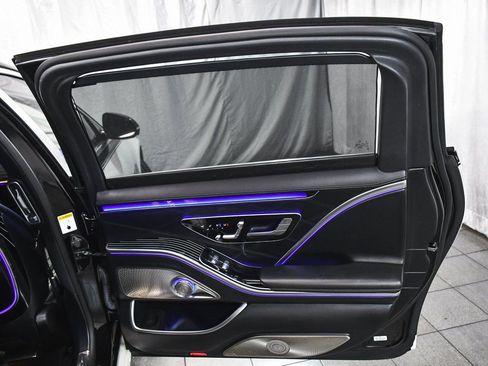 Used 2021 Mercedes-Benz Maybach S 580 4MATIC image 17