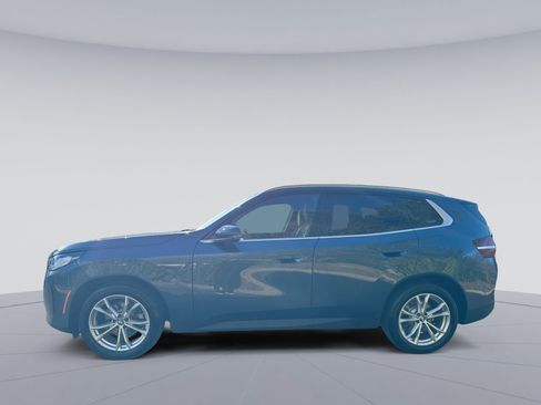 Used 2025 BMW X3 xDrive30i image 8