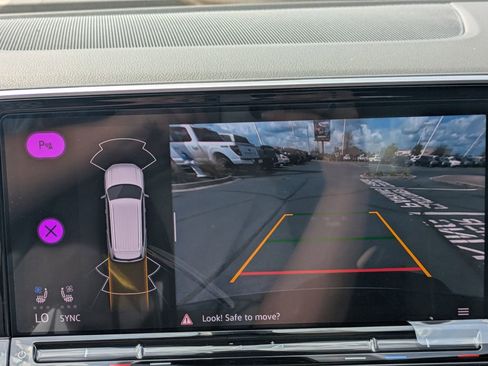 New 2026 Volkswagen Atlas SEL AWD/4WD image 24