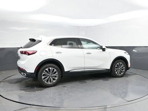 Used 2024 Buick Envision Preferred AWD/4WD image 2