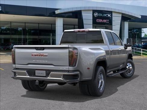 New 2026 GMC Sierra 3500 SLT w/ SLT Premium Package image 4