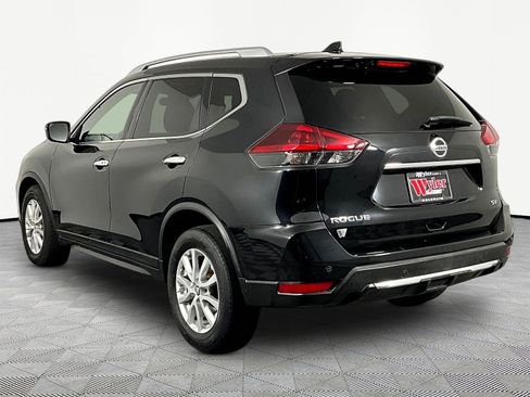Used 2020 Nissan Rogue SV FWD image 4