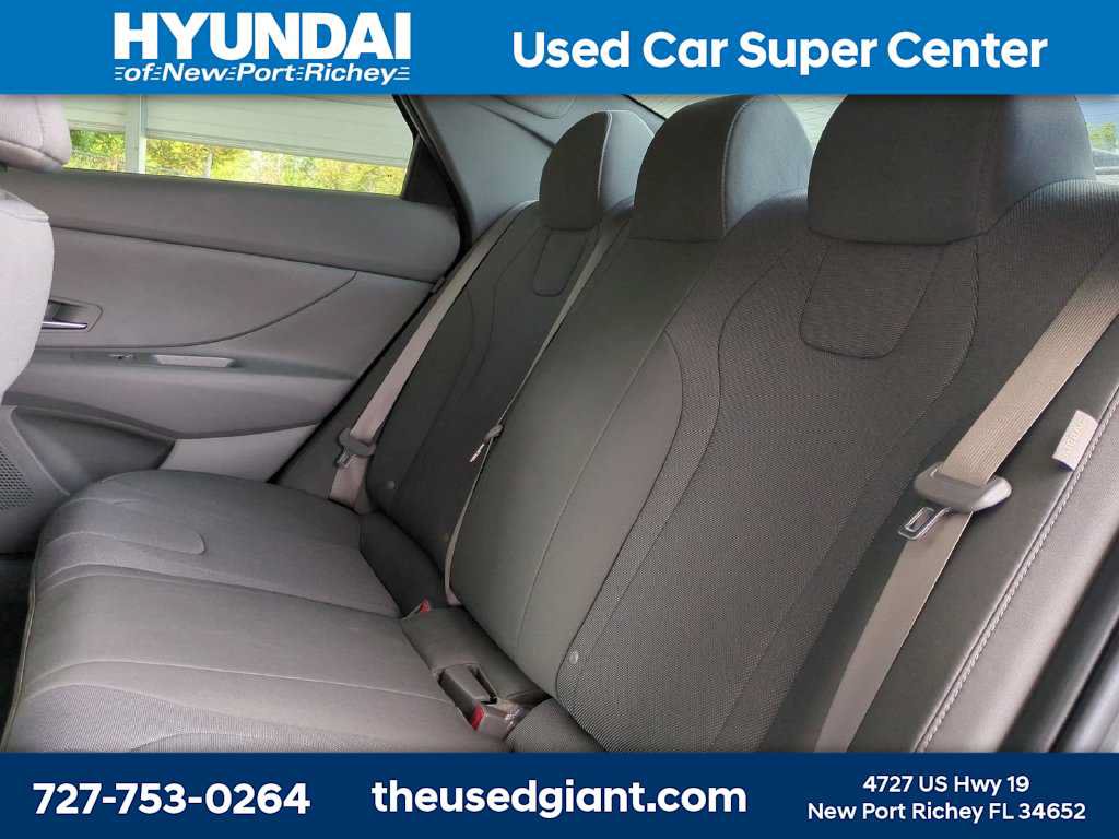Certified 2026 Hyundai Elantra SE FWD image 13