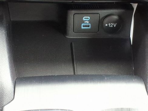 Used 2022 Ford Escape SE w/ Convenience Package image 19