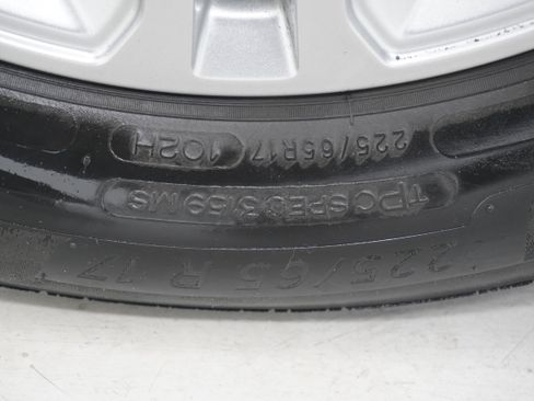 Used 2023 GMC Terrain SLE image 22