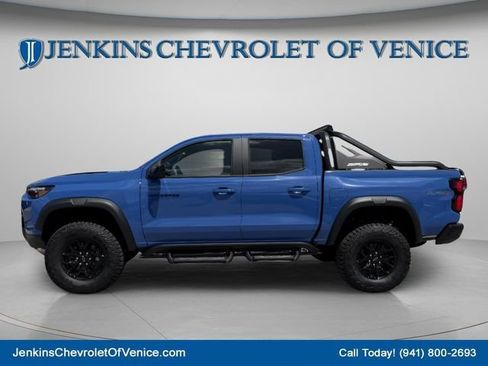 New 2026 Chevrolet Colorado ZR2 w/ Midnight Edition AWD/4WD image 9