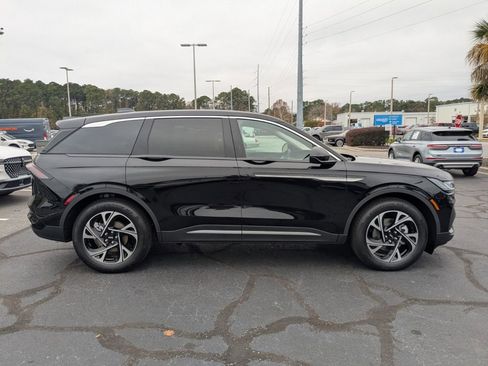 New 2026 Lincoln Nautilus Premier w/ Equipment Group 102A image 3