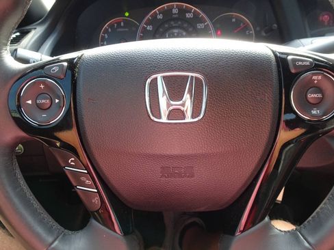 Used 2017 Honda Accord Sport image 21