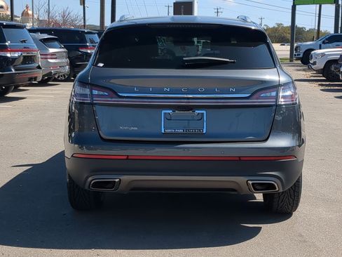 Used 2023 Lincoln Nautilus AWD w/ Premium Package image 4