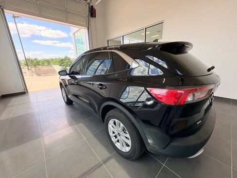 Used 2021 Ford Escape SE AWD/4WD image 3