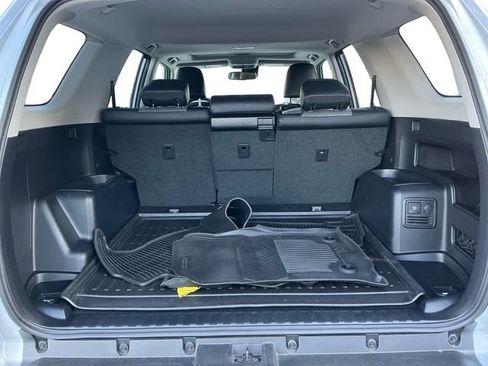 Used 2024 Toyota 4Runner SR5 Premium w/ Moonroof Package RWD image 19
