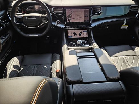 New 2026 Jeep Grand Wagoneer L Summit AWD/4WD image 10