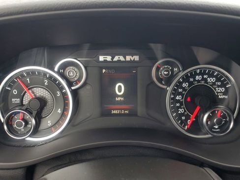 Used 2024 RAM 2500 Big Horn w/ Off Road Package AWD/4WD image 11