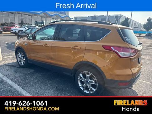 Used 2016 Ford Escape SE w/ SE Leather Comfort Package AWD/4WD image 3