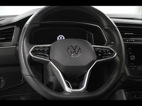 Used 2023 Volkswagen Tiguan SEL R-Line AWD/4WD image 7