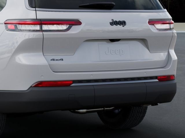 New 2026 Jeep Grand Cherokee L 4WD image 13