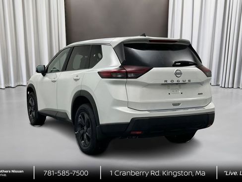 New 2026 Nissan Rogue SV w/ Cold Weather Package AWD/4WD image 7