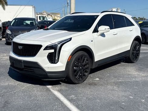 Used 2022 Cadillac XT4 Sport image 1