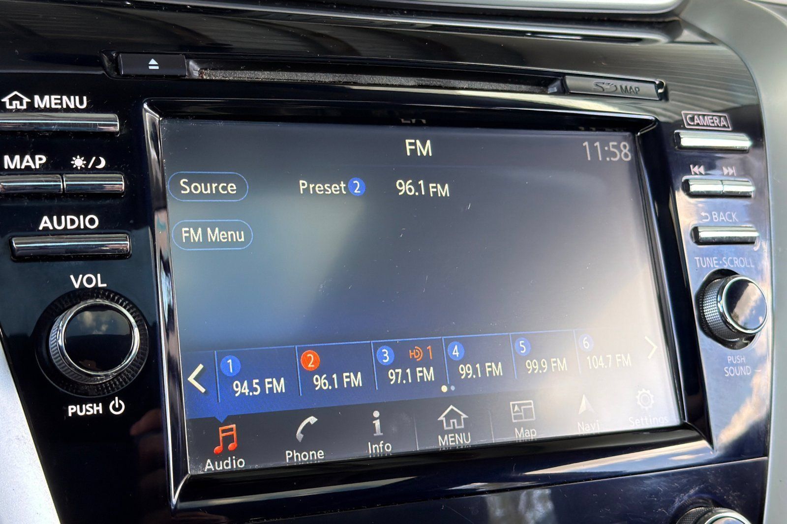 Used 2018 Nissan Murano Platinum AWD/4WD image 18