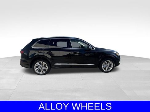 Used 2023 Audi Q7 3.0T Premium Plus image 3