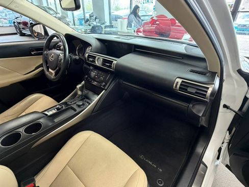 Used 2014 Lexus IS 250 w/ Premium Package image 28