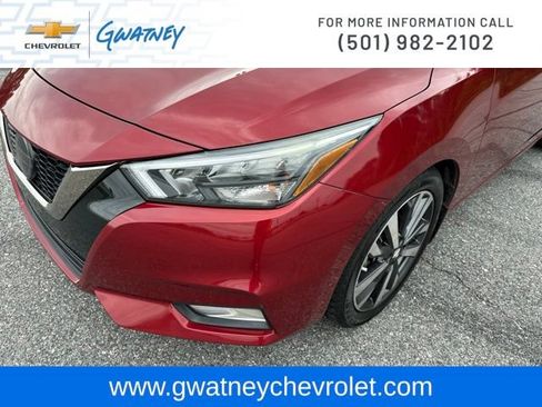 Used 2020 Nissan Versa SR w/ Convenience Package FWD image 14