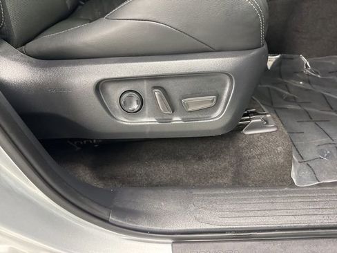 Used 2025 Toyota 4Runner TRD Off-Road Premium image 27