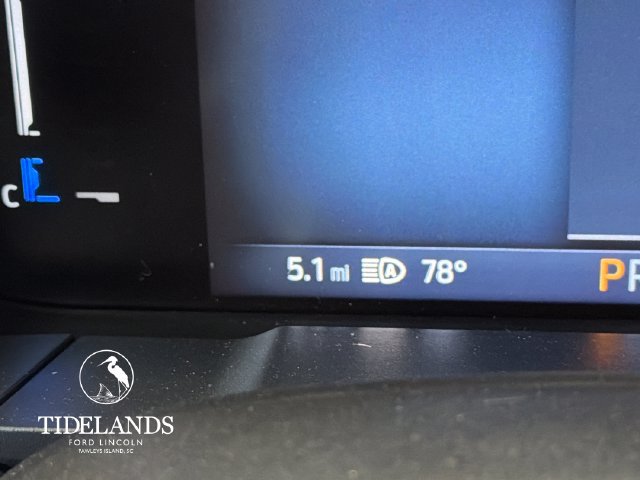 New 2026 Ford Maverick XLT w/ XLT Luxury Package FWD image 19