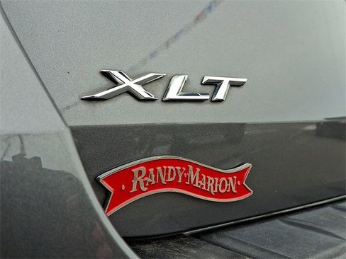 Used 2022 Ford Explorer XLT w/ Equipment Group 202A image 30