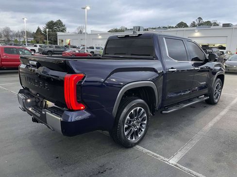 Used 2025 Toyota Tundra Limited AWD/4WD image 8