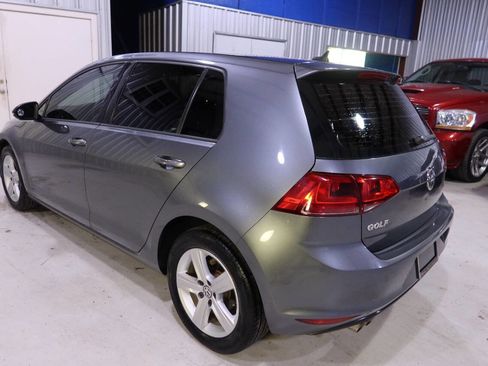 Used 2015 Volkswagen Golf TDI S FWD image 3