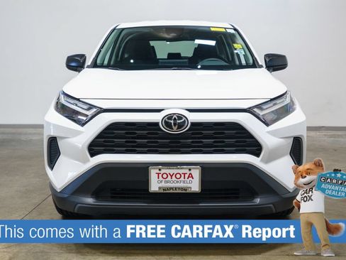 Used 2025 Toyota RAV4 LE AWD/4WD image 2