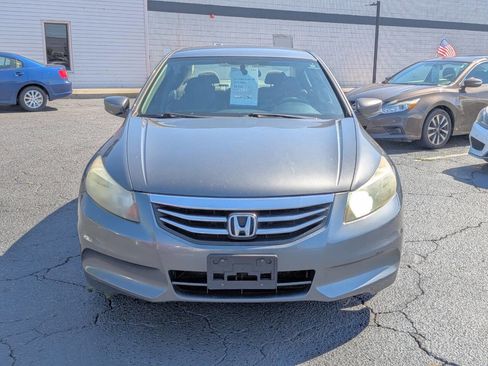 Used 2011 Honda Accord LX-P image 3