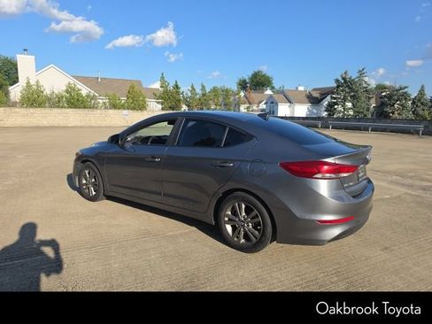 Used 2018 Hyundai Elantra SEL FWD image 3