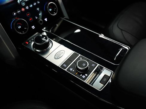 Used 2020 Land Rover Range Rover HSE AWD/4WD image 38
