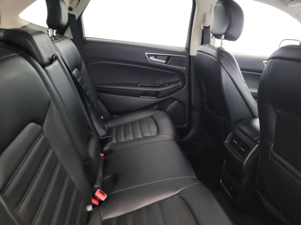 Used 2019 Ford Edge SEL w/ Equipment Group 201A AWD/4WD image 19