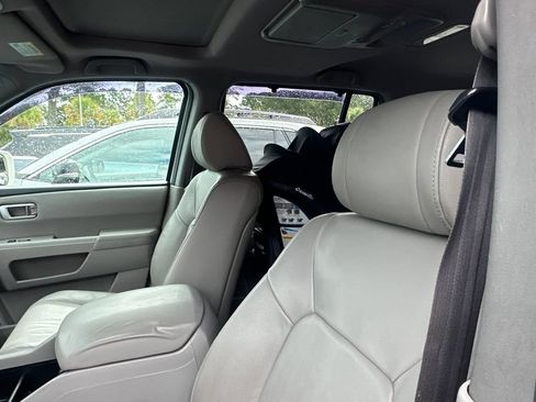 Used 2013 Honda Pilot Touring image 3