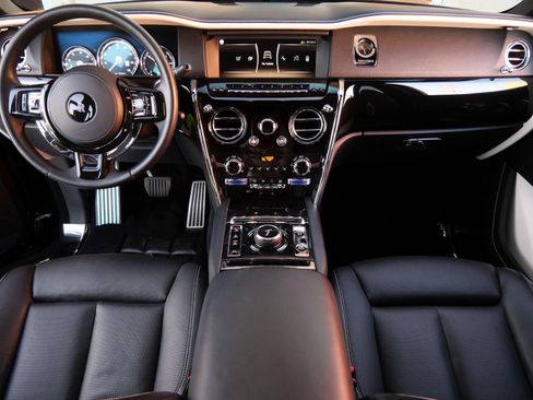 Certified 2021 Rolls-Royce Cullinan image 4