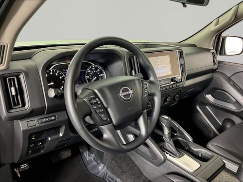 Certified 2025 Nissan Frontier S AWD/4WD image 18