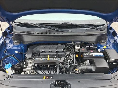 Used 2023 Hyundai Venue SEL image 27